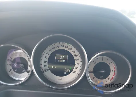 2015 Mercedes-Benz E 250 Bluetec z USA, uszkodzony, nr VIN WDDHF0EB9FB127490